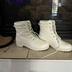 White lace up combat boots